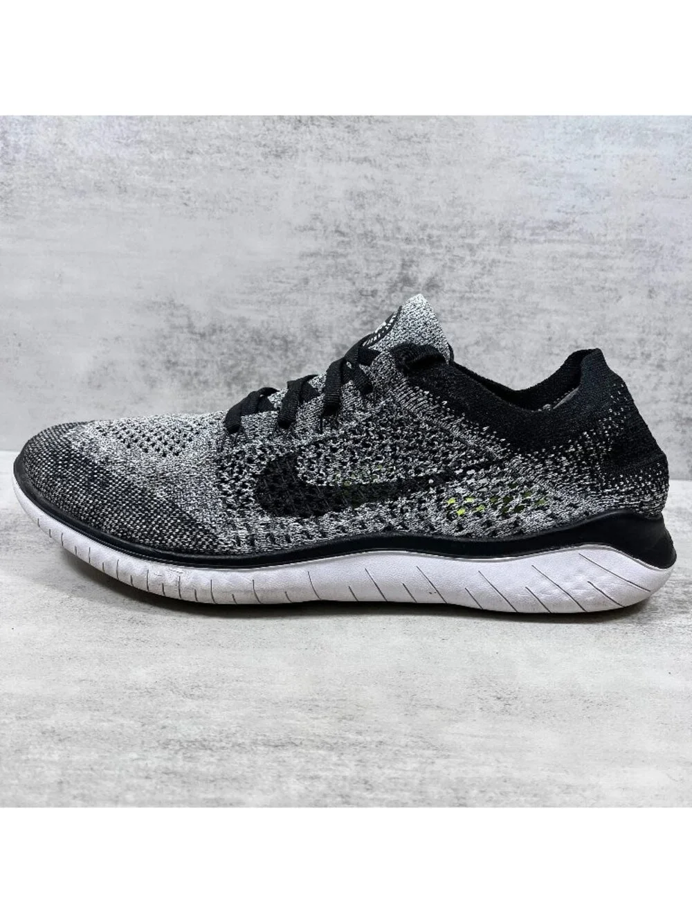 Nike Free RN Flyknit 2018 Running Shoes - Men's Size 9.5 - Oreo Black White